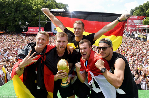 Berlin chào đón các nhà vô địch thế giới